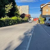 Asphaltarbeiten ­unweit des Bahnhofs