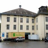 Rolls-Royce Museum fährt gegen die Wand