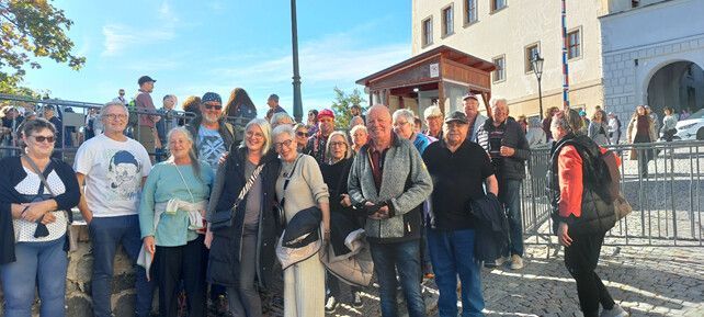 Der Ausflug des PV Frastanz Anfang Oktober nach Prag bot Stadtführungen, eine Moldaufahrt und kulinarische Highlights. Alle Teilnehmer genossen die Reise in vollen Zügen. ⇒PV Frastanz