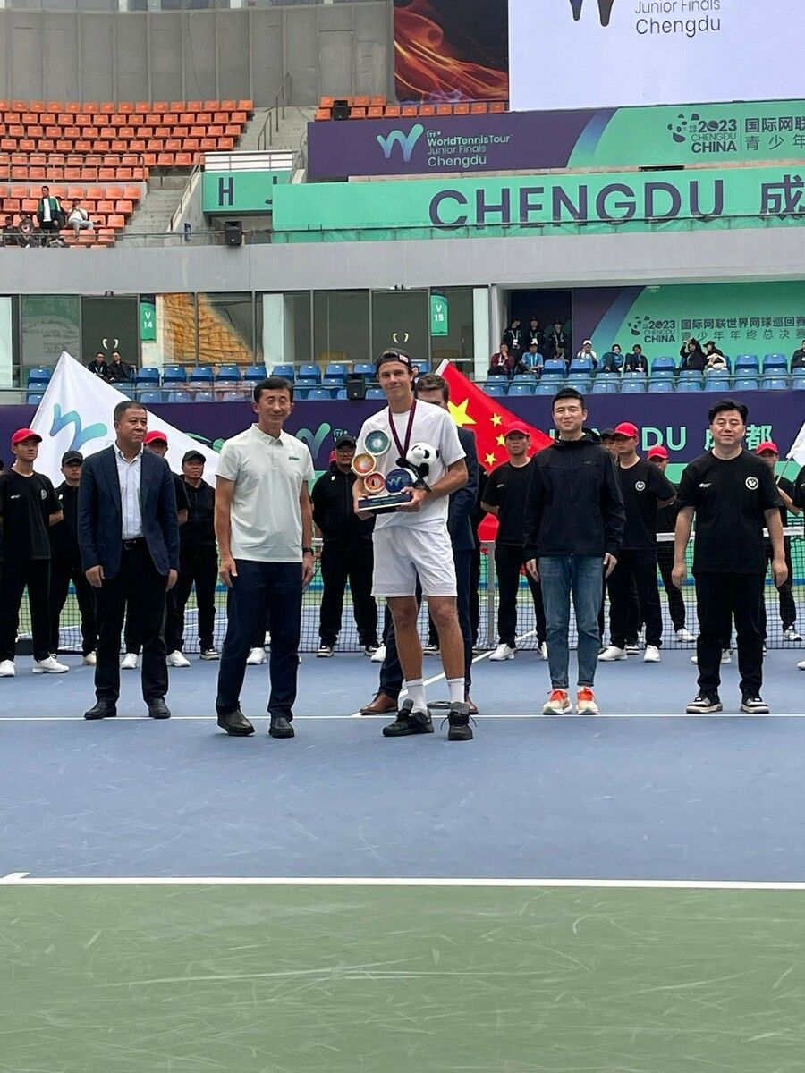 Der bislang größte Erfolg von Schwärzler war der Triumph bei den ITF World Tour Junior Finals 2023 in Chengdu.⇒ÖTV