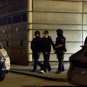 Mann mit Waffe im Zug: Notstopp in Wolfurt