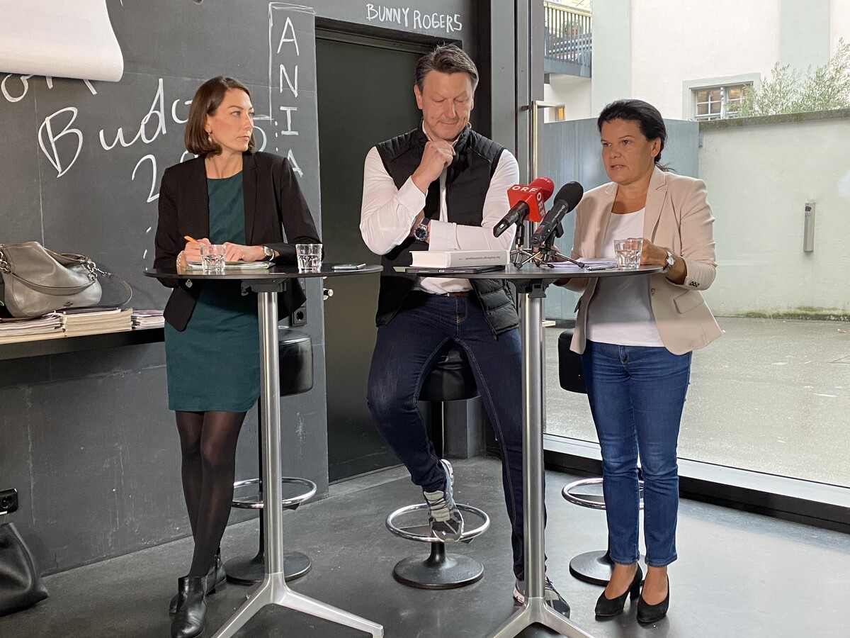 Die denkwürdige Pressekonferenz im Oktober 2021 mit VP-Stadträtin Veronika Marte (l.), Alexander Moosbrugger und Sandra Schoch (Grüne).