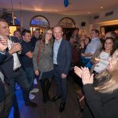 „ . . . und jetzt ein großes Bier!“