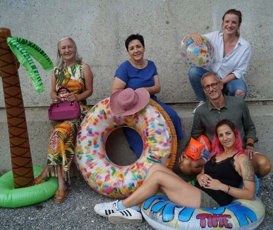 Die Gruppe möchte die Zuschauer zum Schmunzeln bringen. ⇒theater rampenlicht