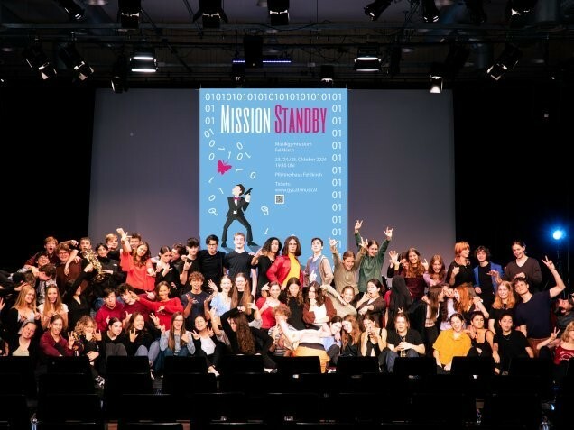 Die Schülerinnen und Schüler freuen sich auf die Vorführungen ihres Musicals „MISSION STANDBY“. ⇒gymnasium feldkirch