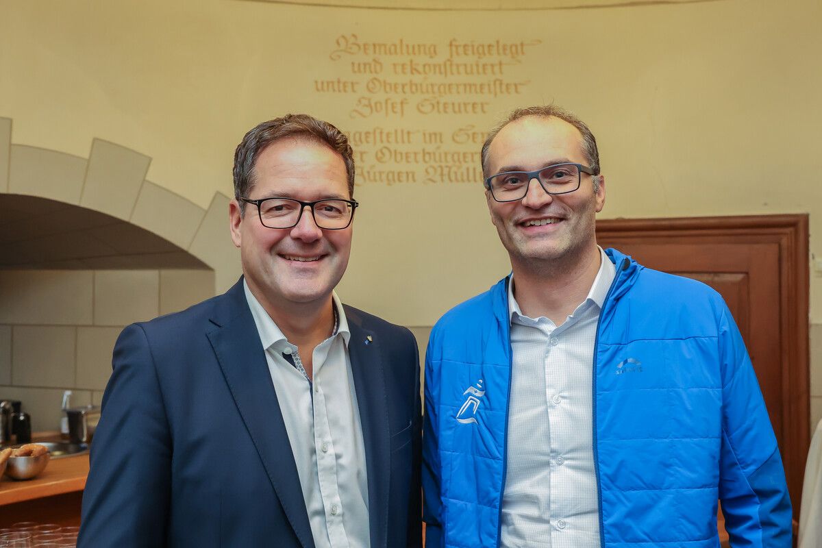 Die Sparkassen-Vorstände Martin Jäger (l.) und Johannes Hämmerle.