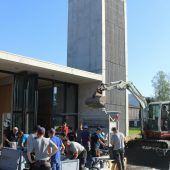 1000 Sandsäcke in einer Stunde