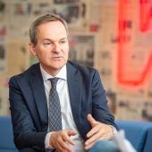 Zeit, die Kettensäge anzuwerfen