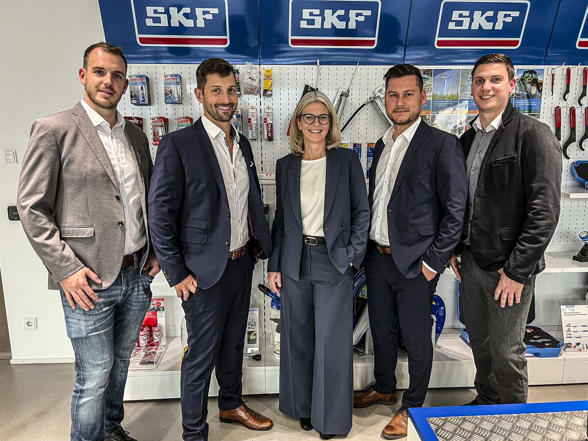 Führungsteam lud zum Jubiläum: Markus Dangel, Daniel Mayer, Karin Fink-Loos, Julian Regittnig und Szabi Kupi.⇒Franc