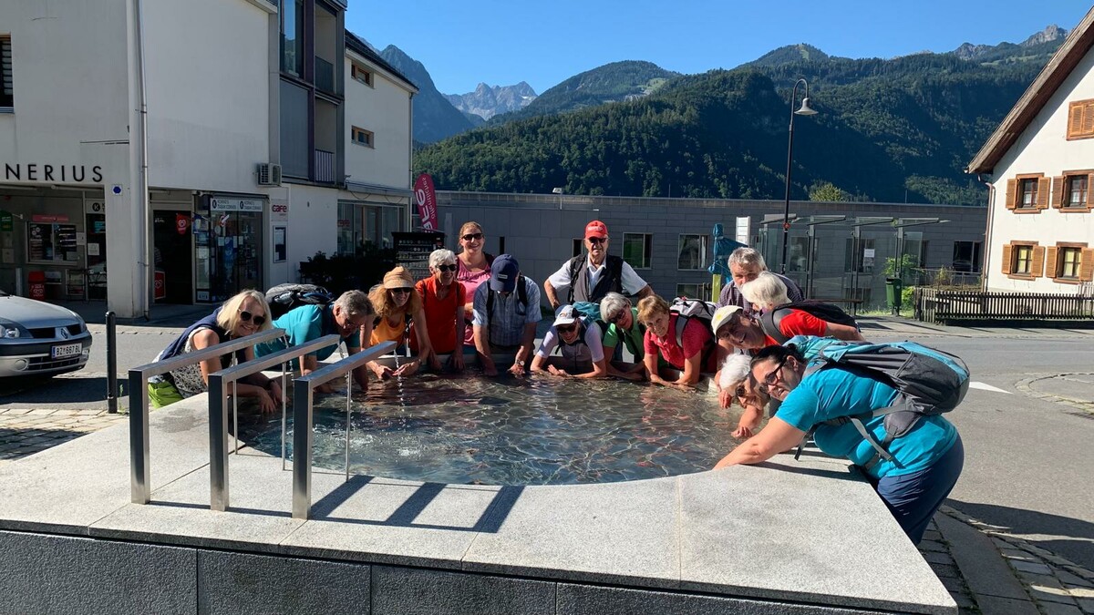 Genussvolle Septemberwanderung: Kneipp-Aktiv-Club erkundete die Wege von Ludesch nach Bludenz.⇒Kneipp Aktiv Club