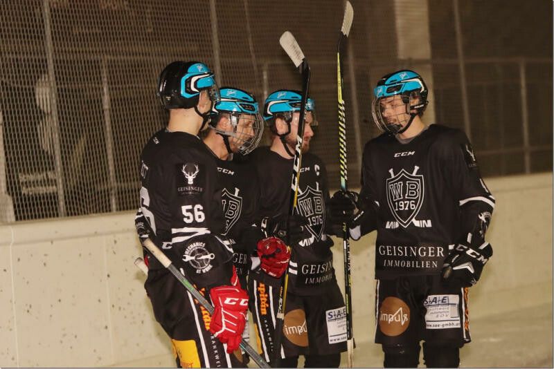 HC Walter Buaba siegt zum Auftakt. ⇒