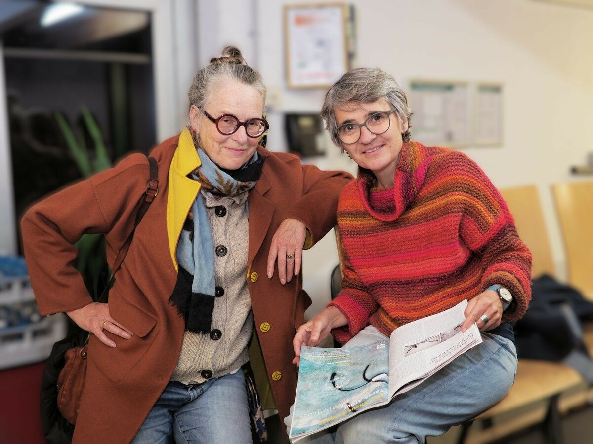 Im Gespräch: Astrid Loewy und Barbara Thimm.