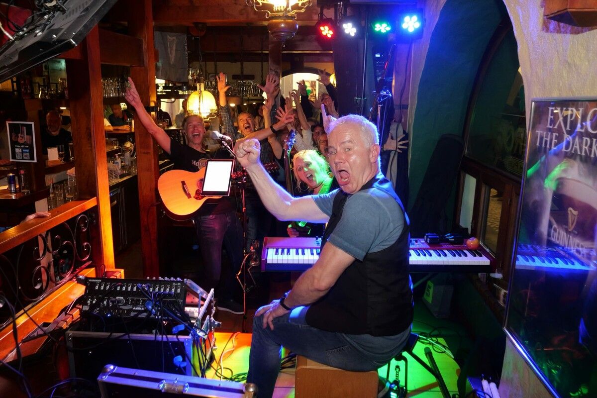 Im Shamrock wurde mit LST unplugged wieder gefeiert. ⇒HE