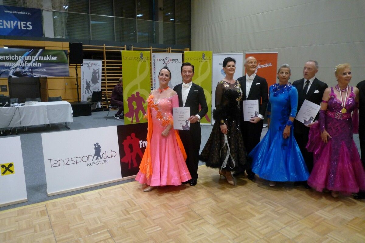 Ingrid und Gerhard Salzgeber belegten den 2. Platz.⇒bludance