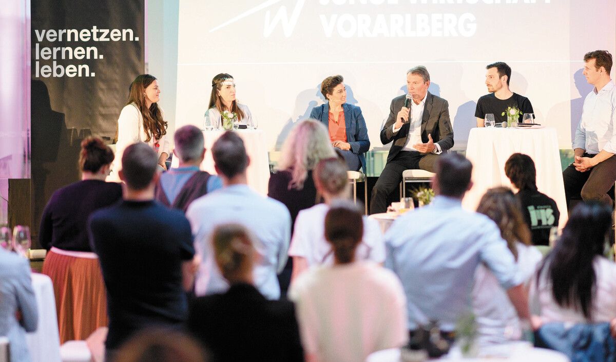 JWV und VN laden zur Elefantenrunde mit Vorarlberger Spitzenkandidat:innen und anschließendem Pre-Election Clubbing ins Conrad Sohm nach Dornbirn.⇒Florian Kleber