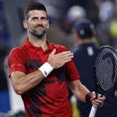 Djokovic kämpft sich in Halbfinale