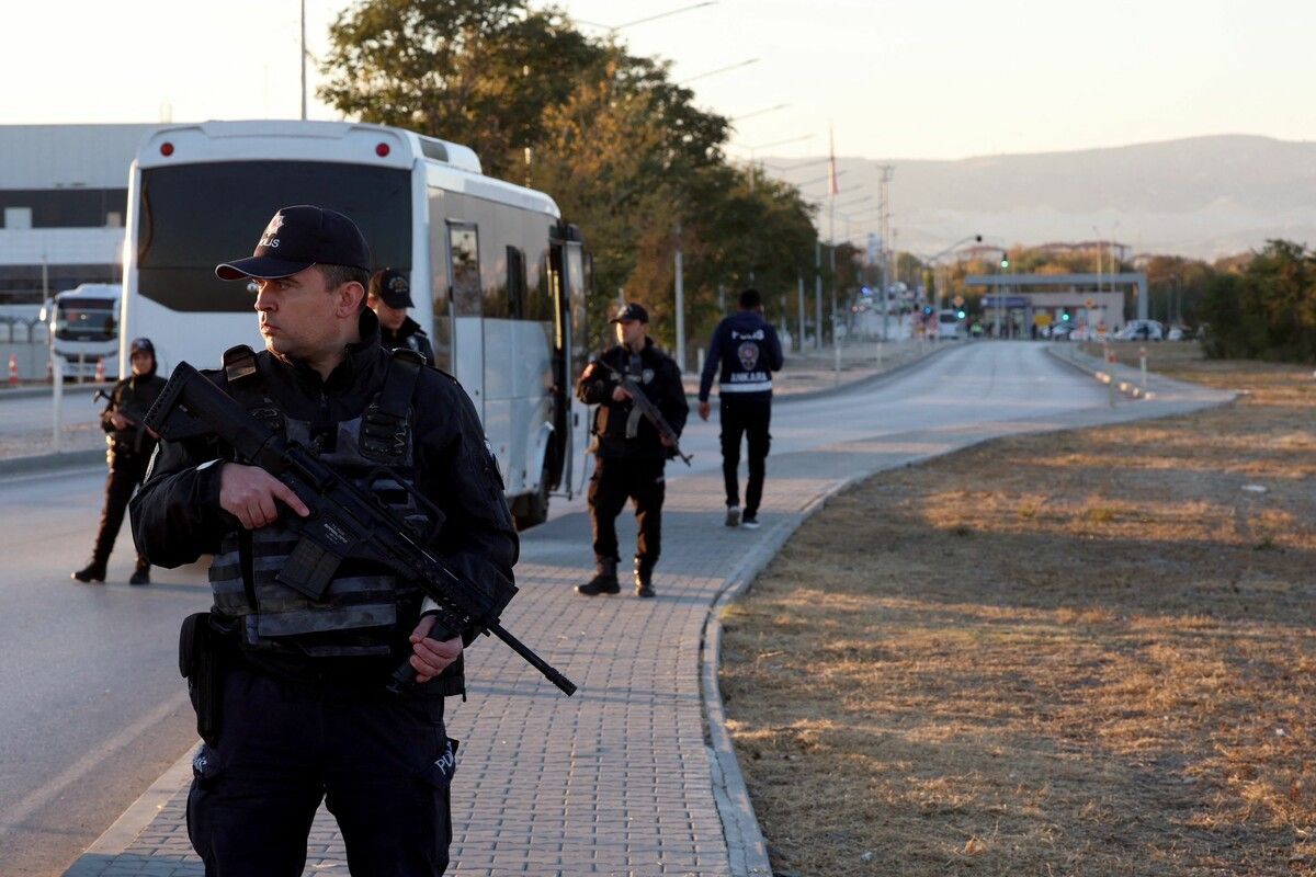 Nach dem Terroranschlag in Ankara wurde die Umgebung rund um das Unternehmensgelände abgesperrt.⇒AFP