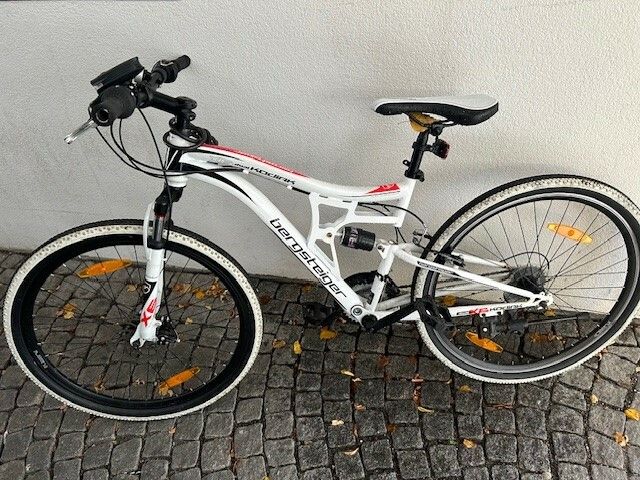 Neben zwei Merida-Rädern wurde auch dieses Rad der Marke Bergsteiger gefunden.⇒Polizei