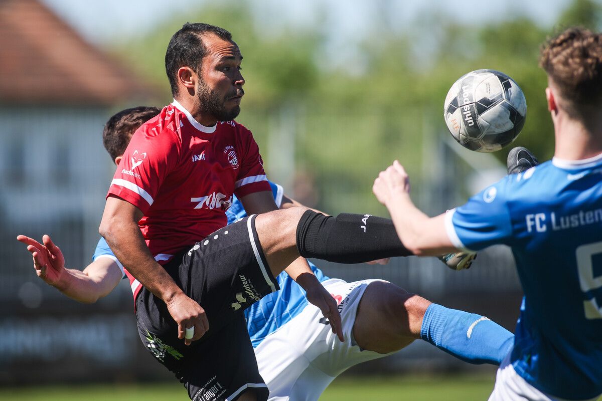 Paulo Victor gelang ein Traumtor gegen Lochau. ⇒Steurer