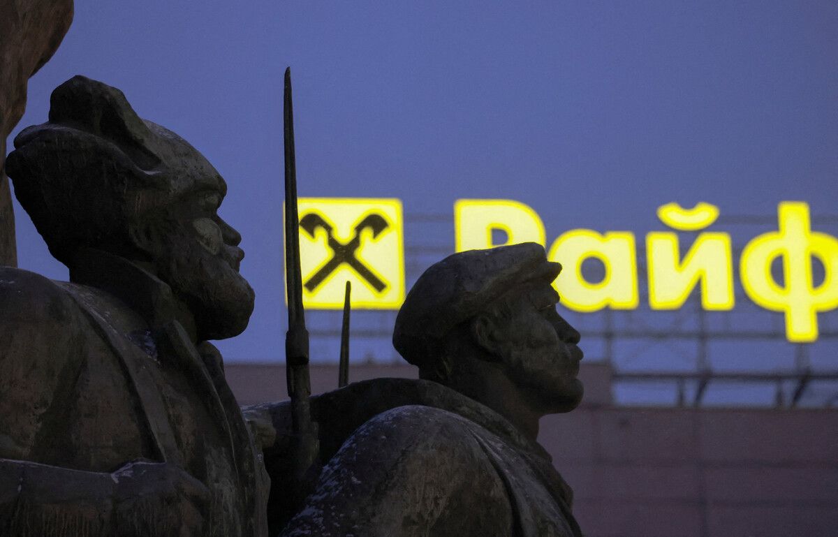 Raiffeisen Russland beantragt öffentliche Verhandlung. ⇒Reuters