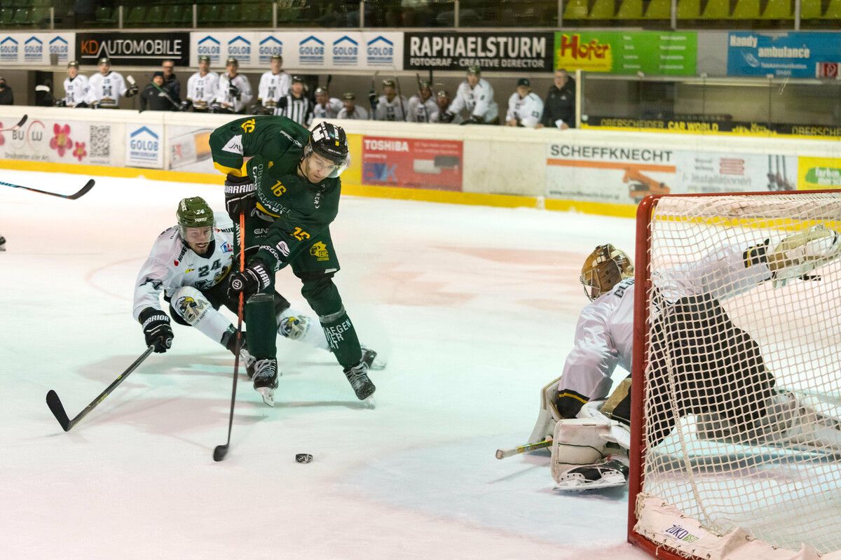 Auch Robin Wüstner geht nächste Saison wieder für den EHC auf Torejagd.⇒VN-Stiplovsek