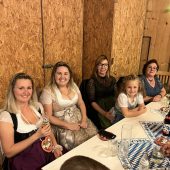 Weißwurst, Wettkämpfe und Musik