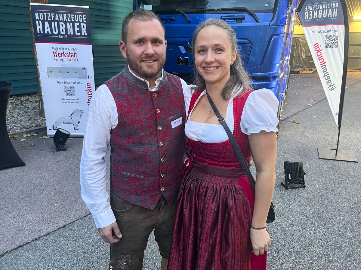 Stephanie Pfitscher und Matthias Lins (Erdbau und Forst).