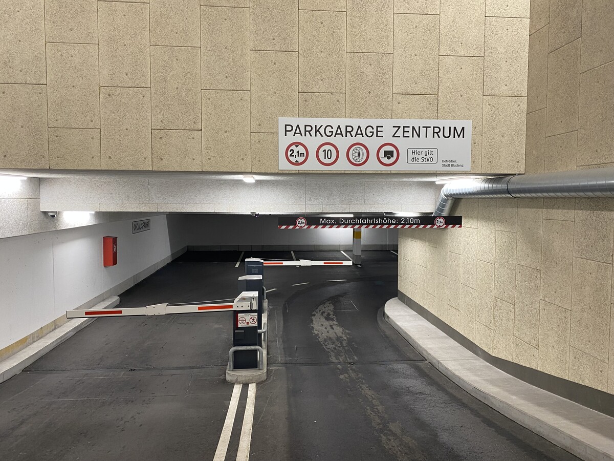 Von November bis Dezember kann in der Tiefgarage der „Jäger Bau“-Firmenzentrale gratis geparkt werden. ⇒Stadt Bludenz