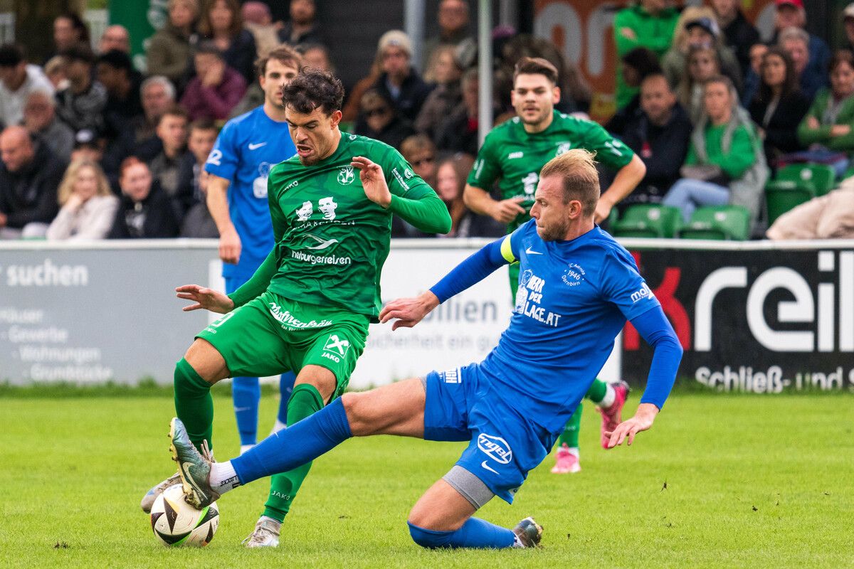 Vor knapp 1000 Zuschauern ging es beim Dornbirner Derby zwischen dem DSV und Admira heiß her.⇒stiplovsek