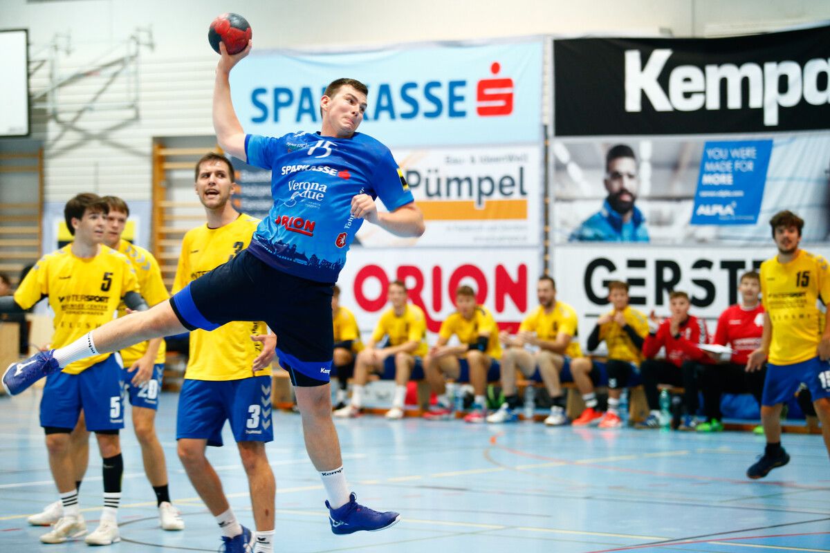 Auch außerhalb vom Spielfeld gibt Thomas Erlacher vollen Einsatz – als Ehrenamtlicher in seinem Handballclub Blau-Weiß Feldkirch und in der Jugendarbeit bei der katholischen Kirche Vorarlberg.