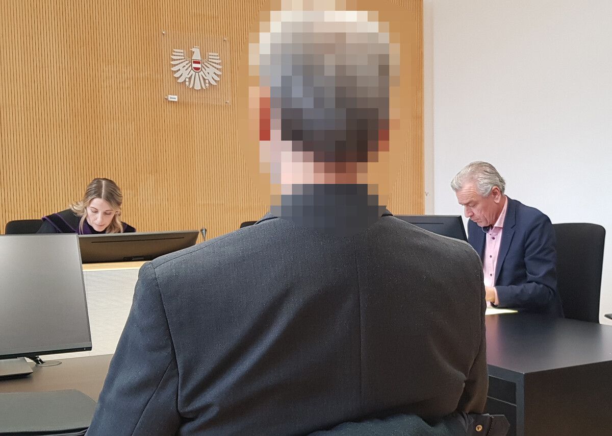 Bei der Gerichtsverhandlung bereute der Angeklagte sein damaliges Verhalten. ⇒EC