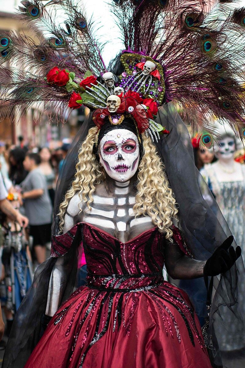 Beim Katrinas-Fest in Mexiko wird die Figur „La Catrina“ gefeiert, die symbolisch für den Tag der Toten (Día de los Muertos) steht. AFP