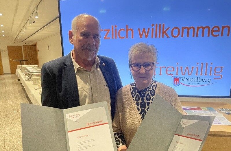 Brigitte Marte und Willy Orsingher erhielten Ehrenamtsauszeichnung.⇒ PVÖ Vorarlberg