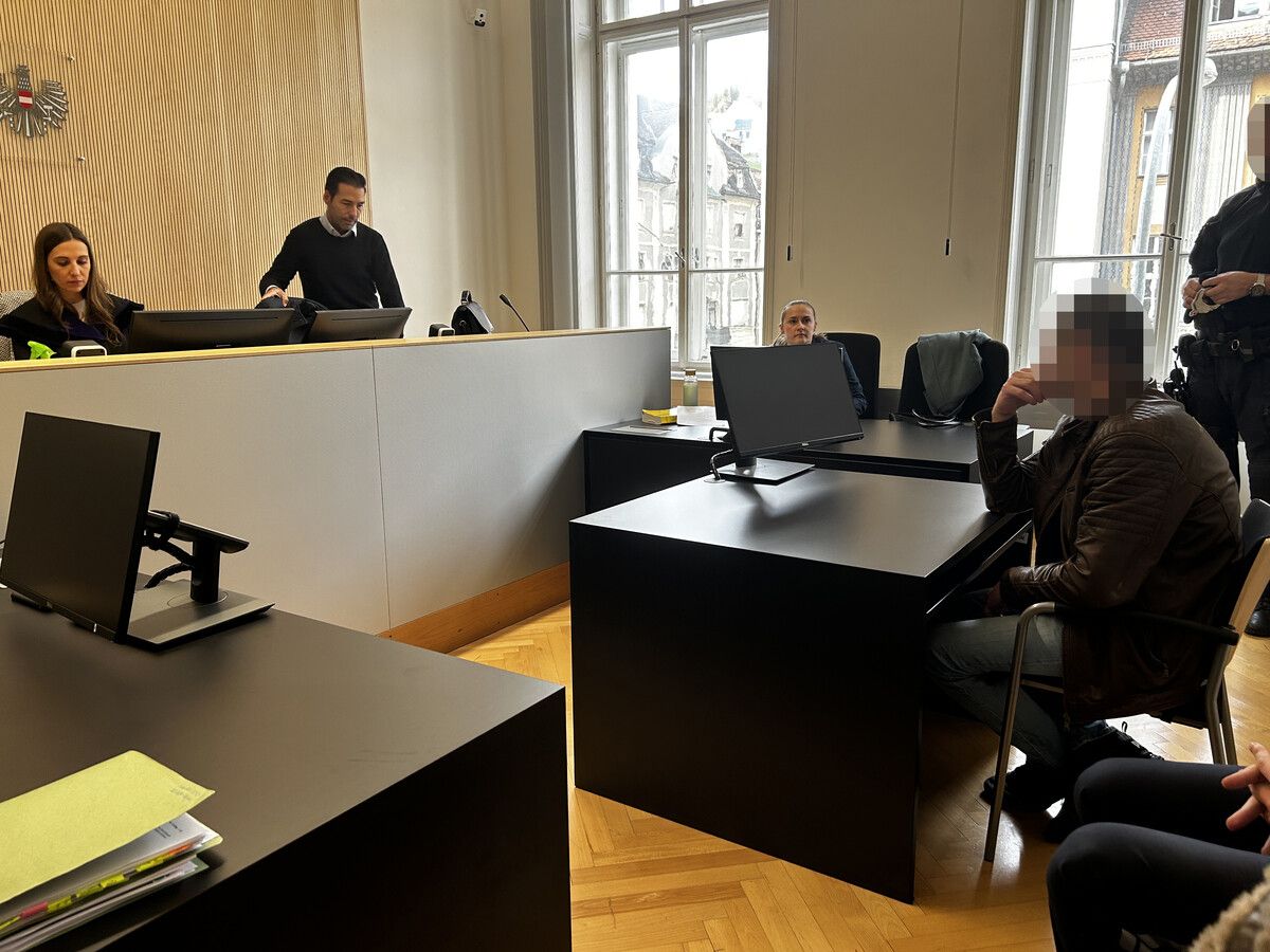Der 39-Jährige saß wegen beharrlicher Verfolgung auf der Anklagebank.⇒VN/JMA