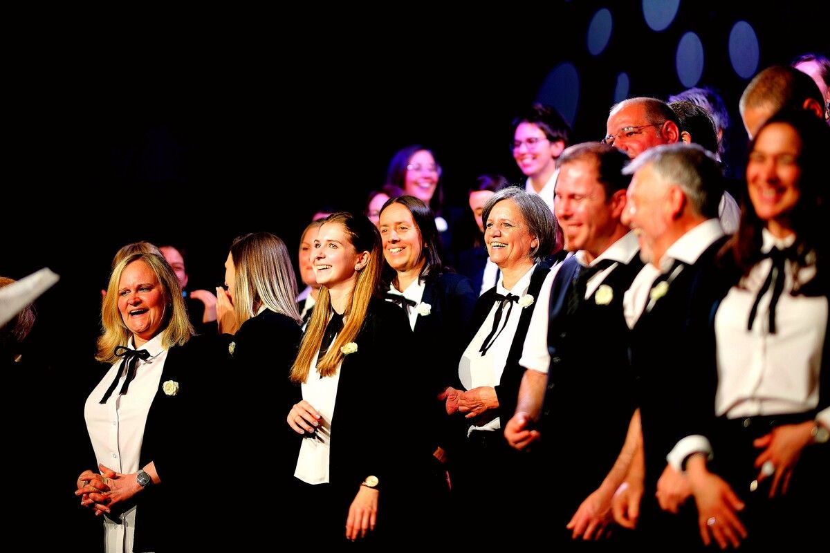Der Chor SingRing singt zum 25. Jubiläum ein Adventskonzert im Lustenauer Hasenfeld.⇒SingRing