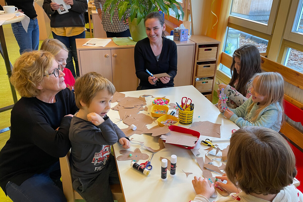 Der Familientreffpunkt am Kindi Montfort wurde eingerichtet. ⇒Stadt