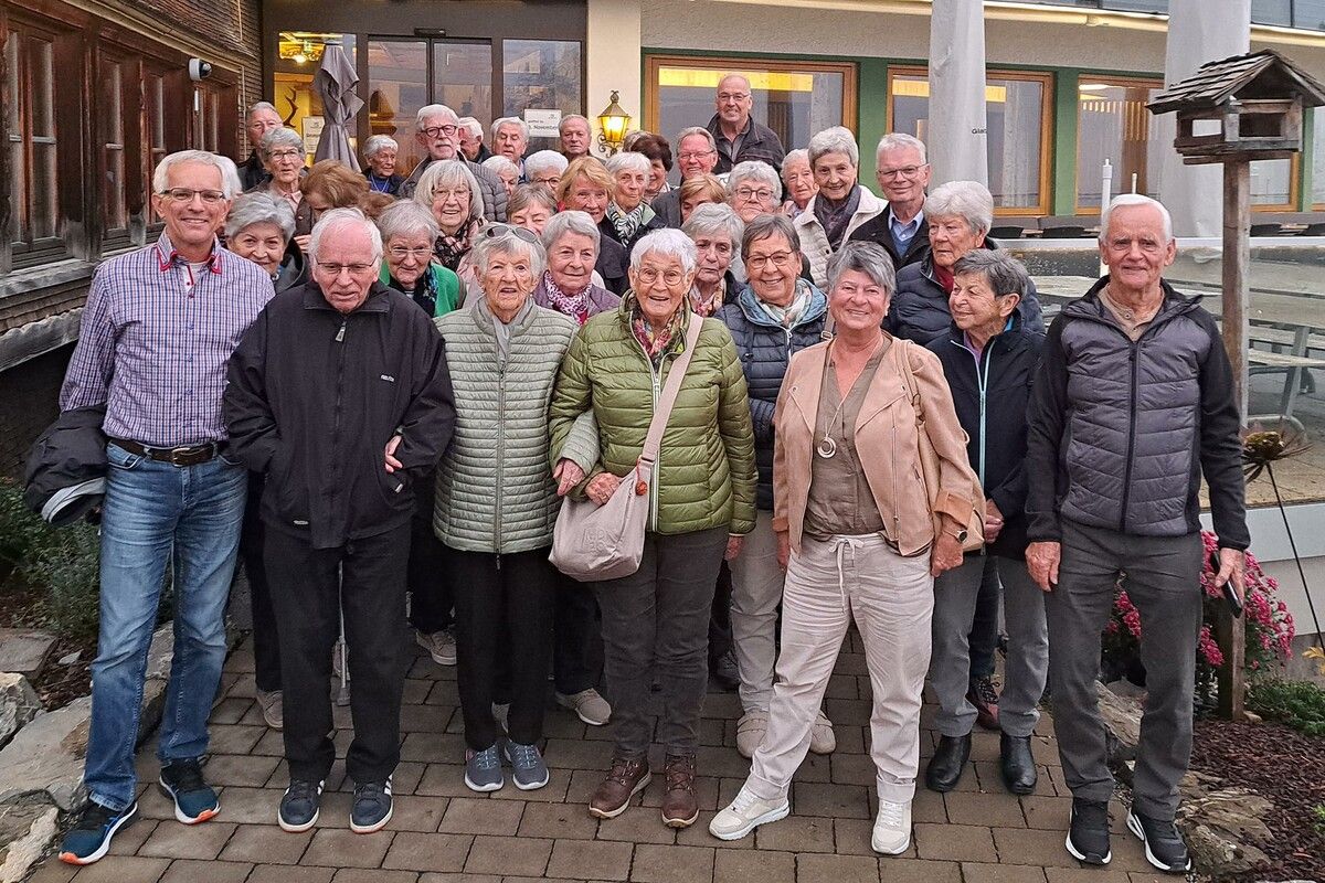 Der Kneipp Aktiv-Club Götzis genoss eine spannende Fahrt ins Blaue zum Berghaus Kanisfluh – ein geselliger Tag mit Musik und Jause.⇒Verein