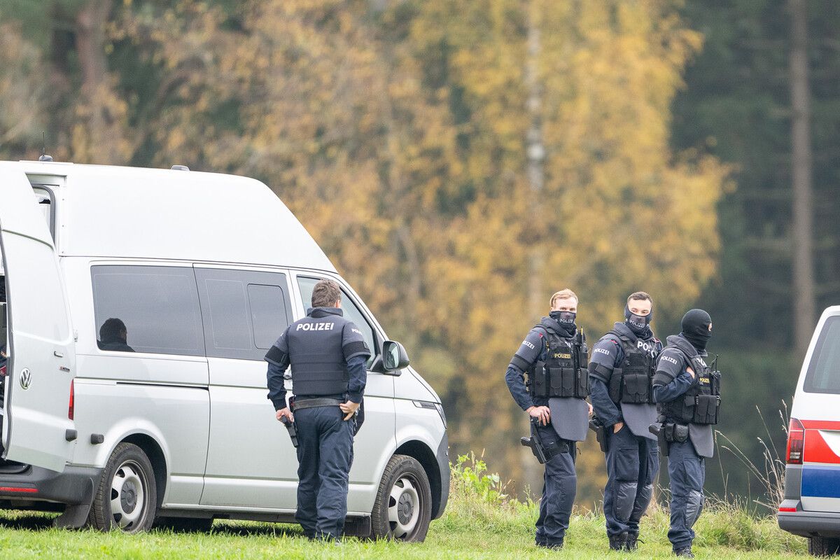 Der seit Tagen gesuchte Jäger ist tot in einem Waldstück gefunden worden.⇒APA