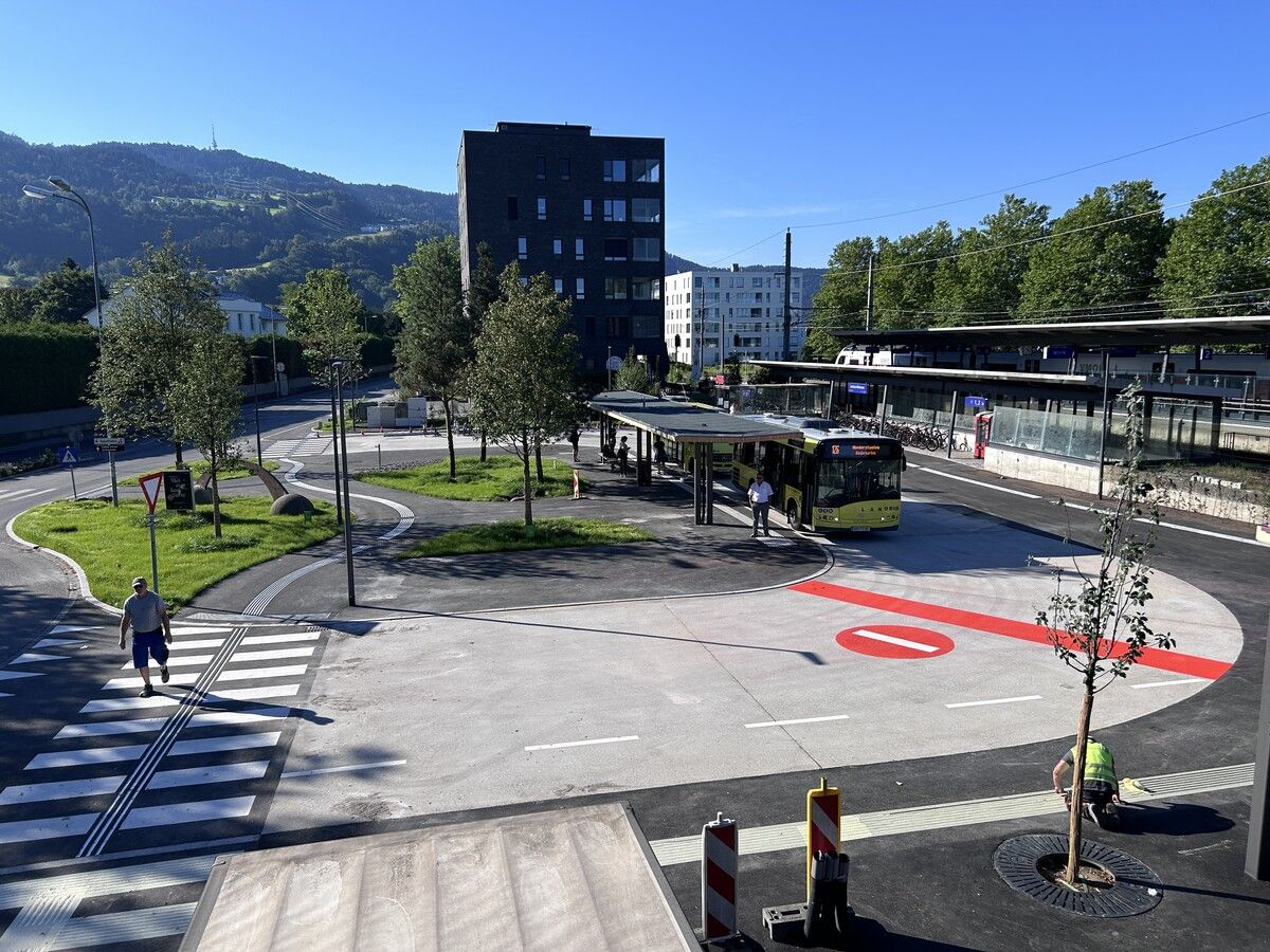 Der Umbau des Bahnhofs hat bereits vergangenen Herbst begonnen. ⇒öbb/vonier
