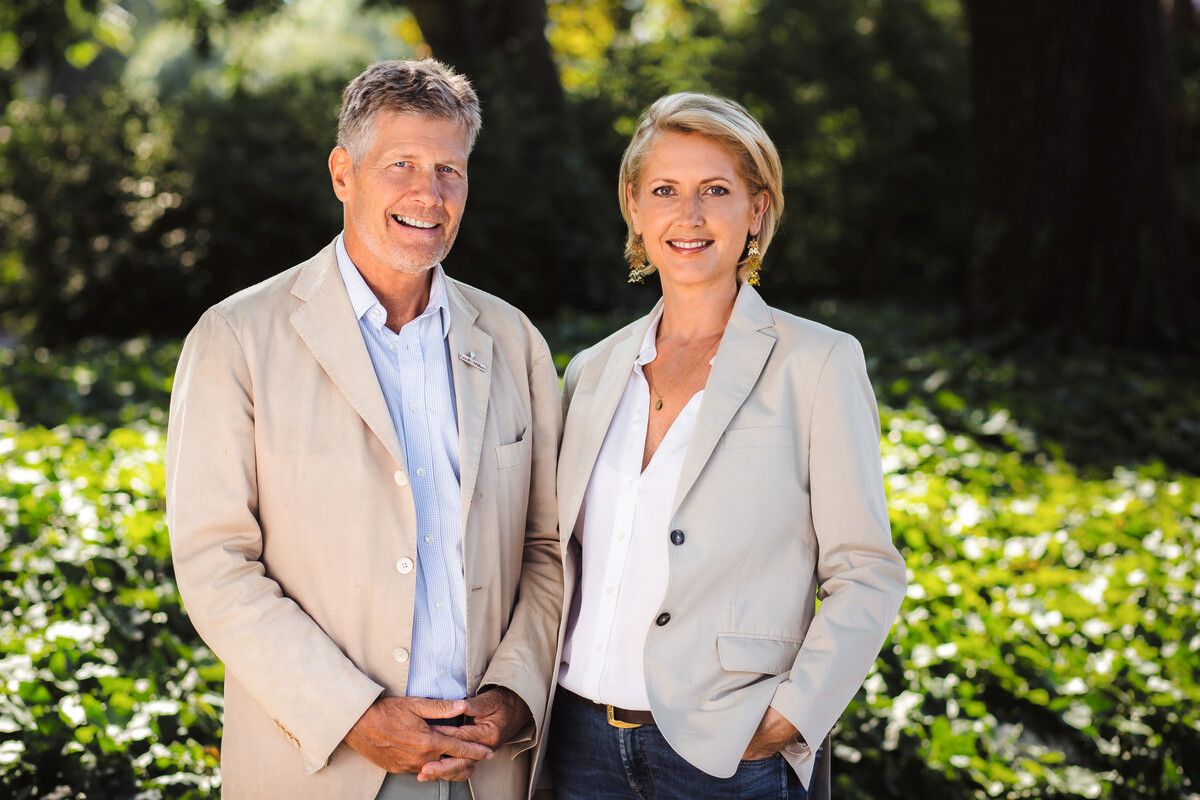 Die Gault-Millau-Herausgeber: Martina und Karl Hohenlohe. ⇒GM