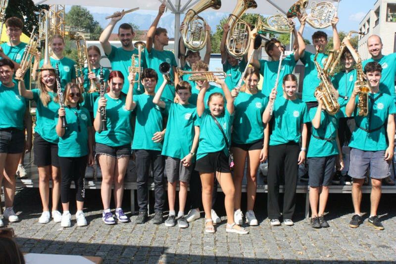 Die Jungmusik Rankweil-Meiningen präsentiert Adventlieder. ⇒VN/TK