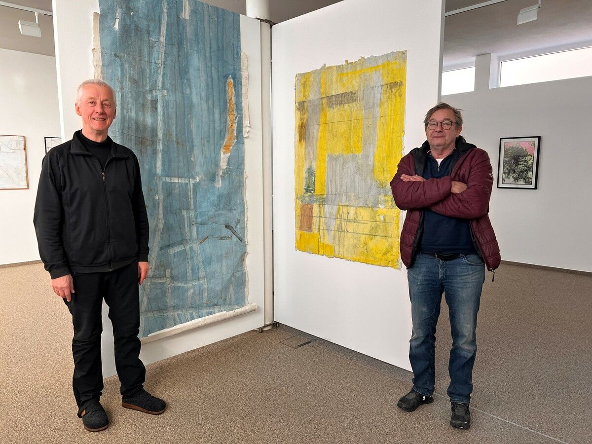 Erhard Witzel (rechts) und Udo Rabensteiner eröffnen heute Samstag die Ausstellung. ⇒VN/marte