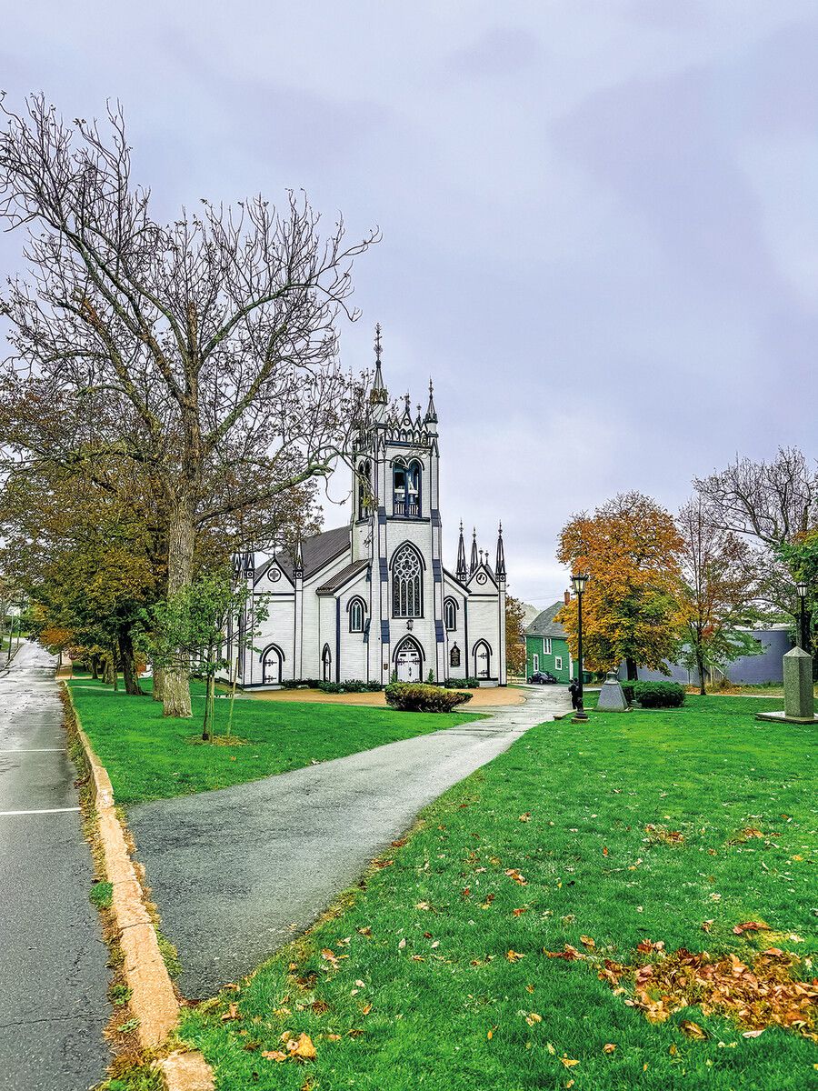 Fünf Kirchen gibt es im kleinen Lunenburg. Hier ist die anglikanische zu sehen. ⇒