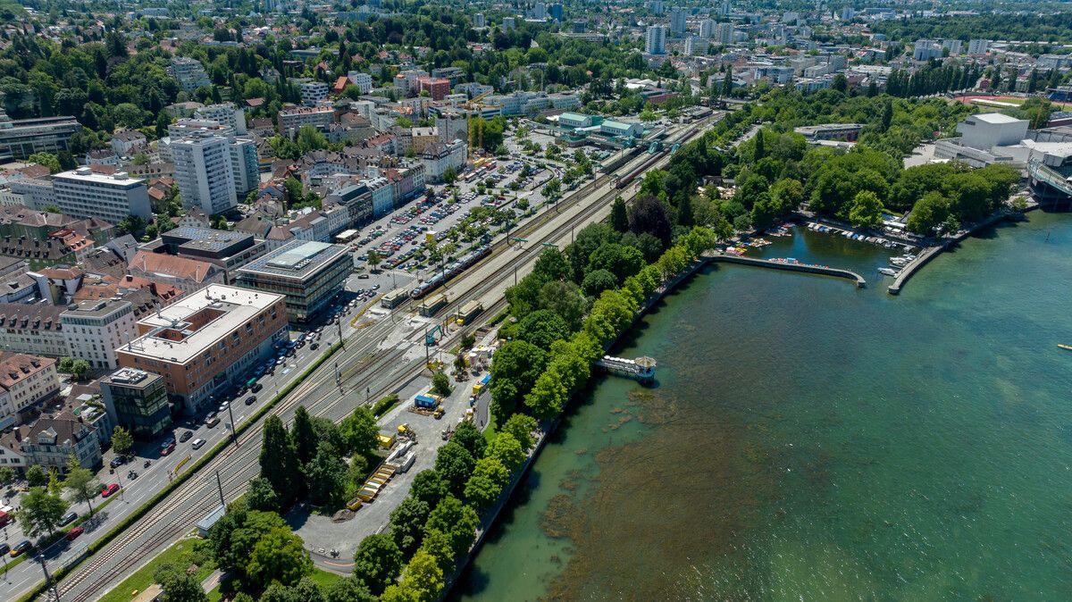 Um den Bregenzer Bahnhof soll auf einer Fläche von rund 15 Hektar ein neues Quartier entstehen. ⇒VN/Stiplovsek