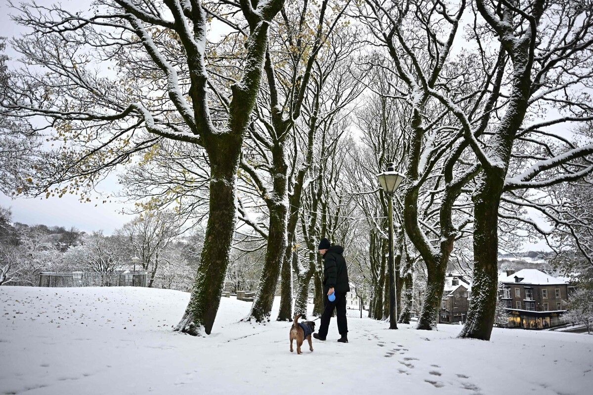 In Vorarlberg sind die Berge angezuckert, auch in Nordengland hat es bereits geschneit. AFP