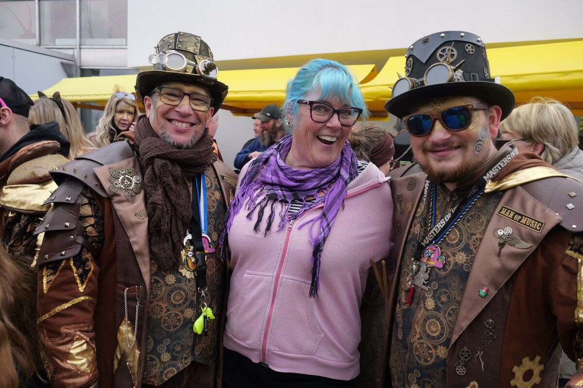 Jürgen, Tanja und Fabio bei der Lebenshilfe-Werkstätte. ⇒HE (2)