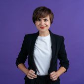 Mari Lang stellt „Frauenfragen“