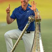 Gerührter Golf-Star McIlroy holt sechsten Gesamtsieg