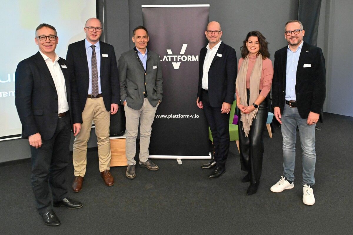 V. l.: Gerhard Humpeler, Gerd Wegeler, Hubert Rhomberg, Marcus Frantz, Tanja Wolters und Andreas Pichler bilden den neuen Vorstand. ⇒Fa