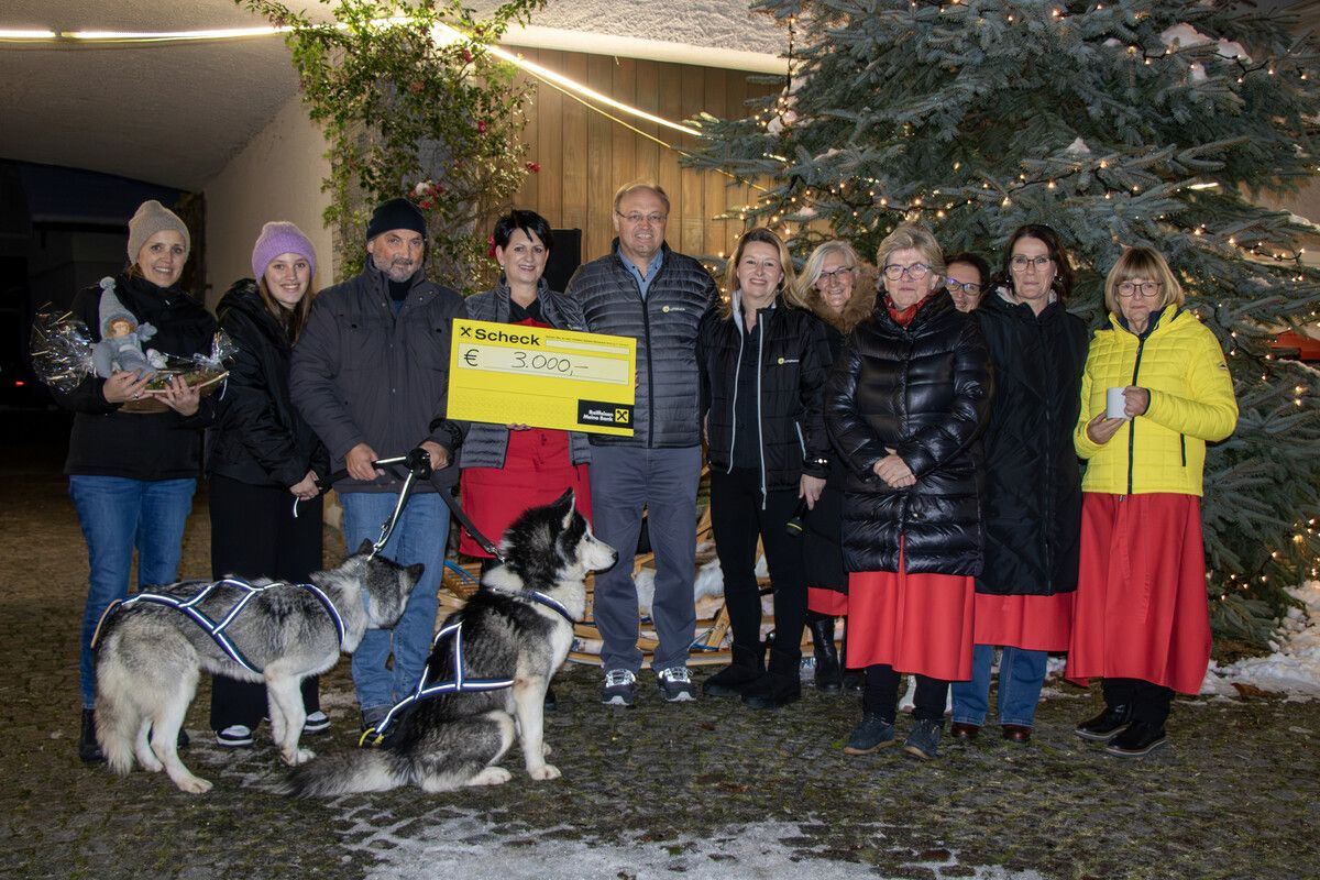 Verena Kuttner, Ella Kuttner, Toni Kuttner, Sabine Kassegger, Elmar Rhomberg, Violetta Giselbrecht, Katharina Pfanner, Karin Flatz, Doris Rohner, Margit Marik, B. Springer. ⇒Gde
